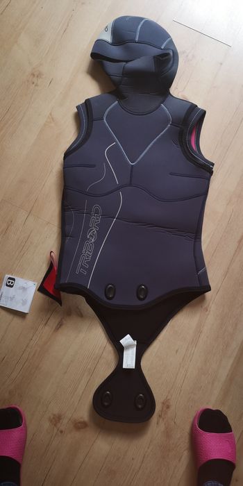 Nowy Ocieplacz nurkowy,pianka do pływania, serfowania na basen