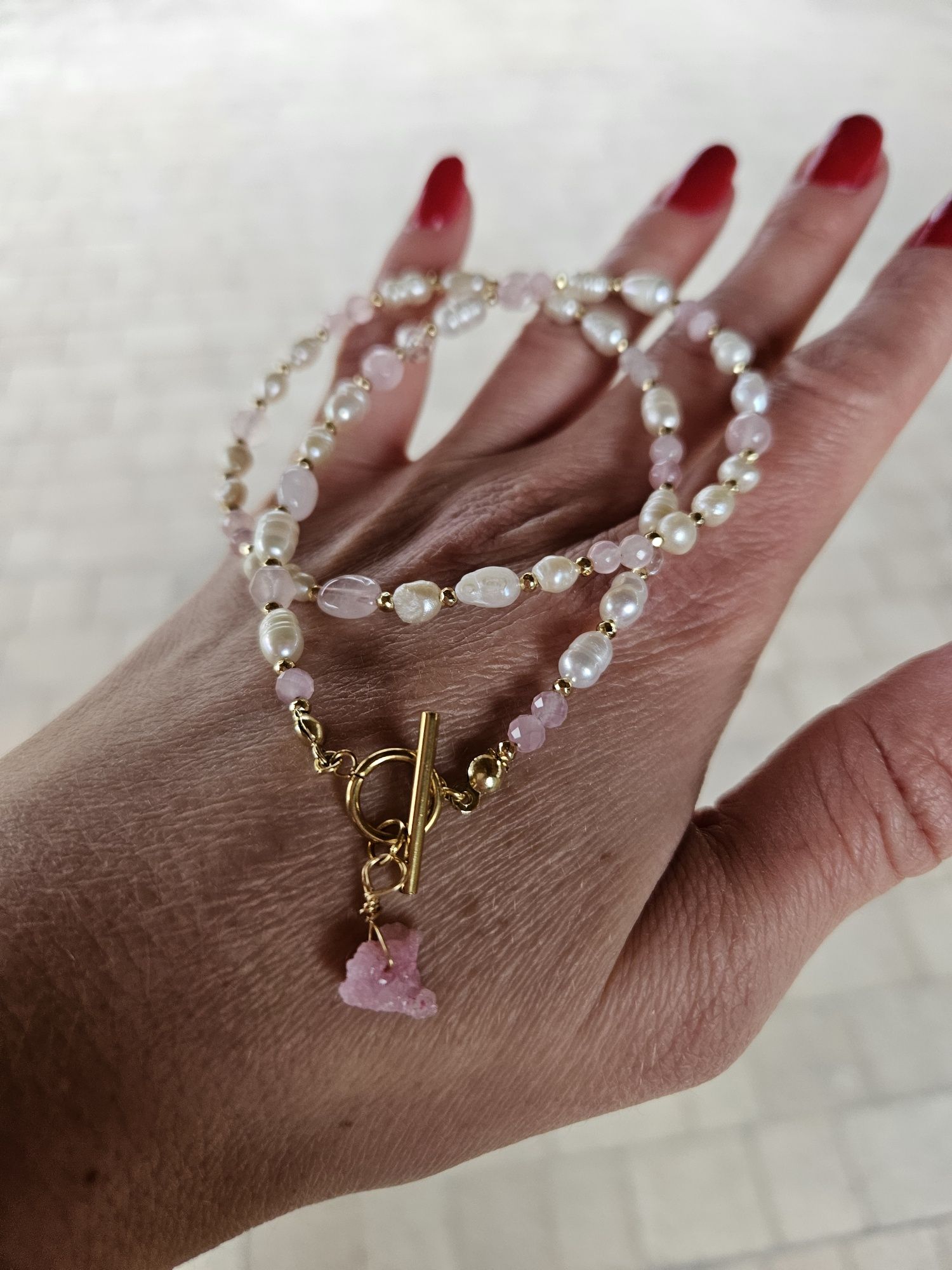 Naszyjnik Choker kamienie naturalne Perły naturalne Kwarc różowy Druzy
