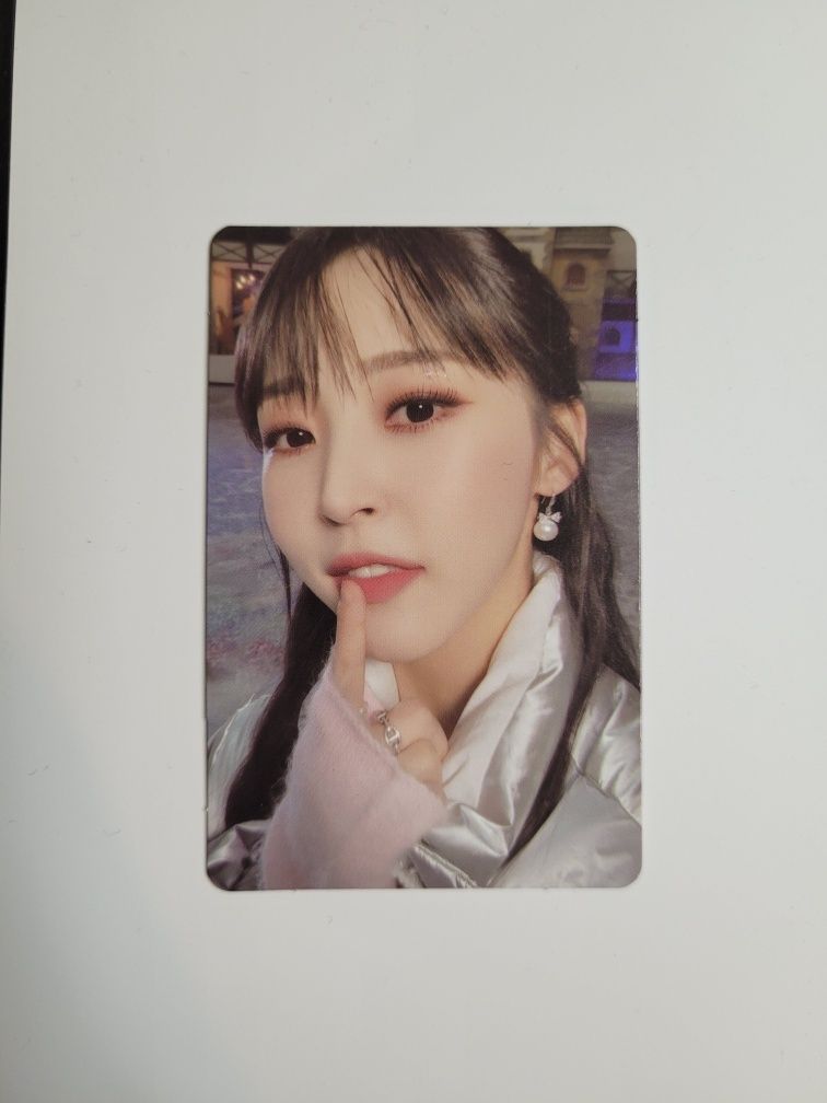 Mamamoo Moonbyul album The Present karta oficjalna kpop