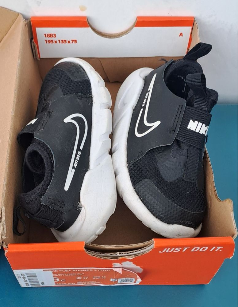 Кросівки для немовлят Nike Flex Runner2.