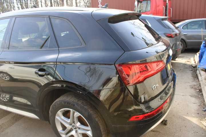 Audi Q5 A80 18- 2.0L Авторозбірка разборка запчастини розборка