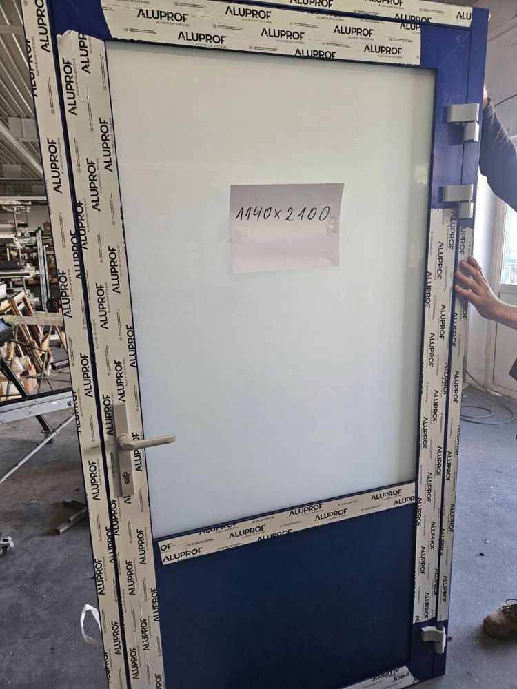 Drzwi aluminiowe nowe zewnetrzne
