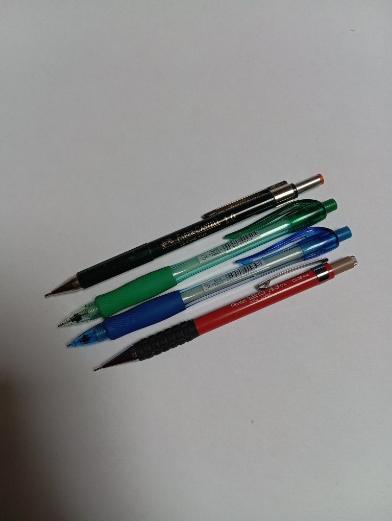 Ołówek automatyczny- zestaw na rysunek techniczny
