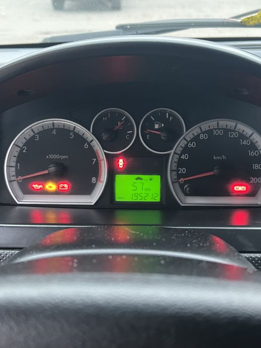 Продам chevrolet aveo T250 1.5 газ/бенз 2008 майже не фарбована