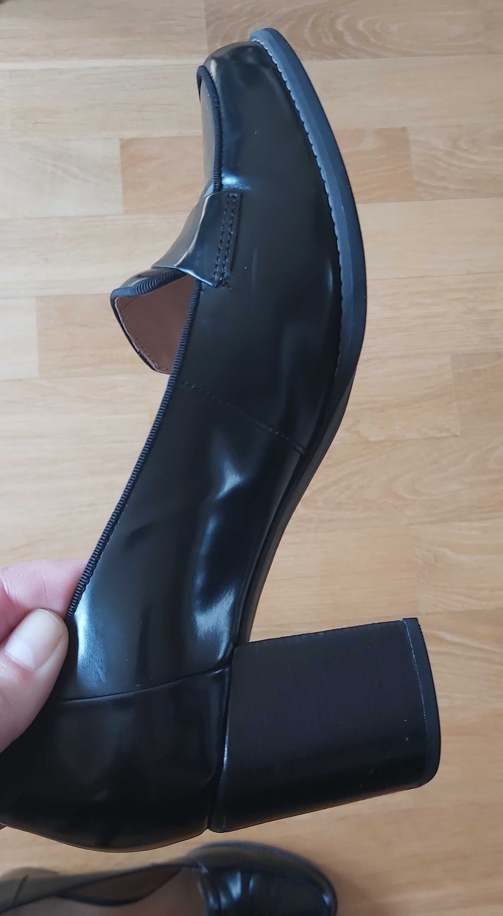 CLARKS Półbuty czarne r.39