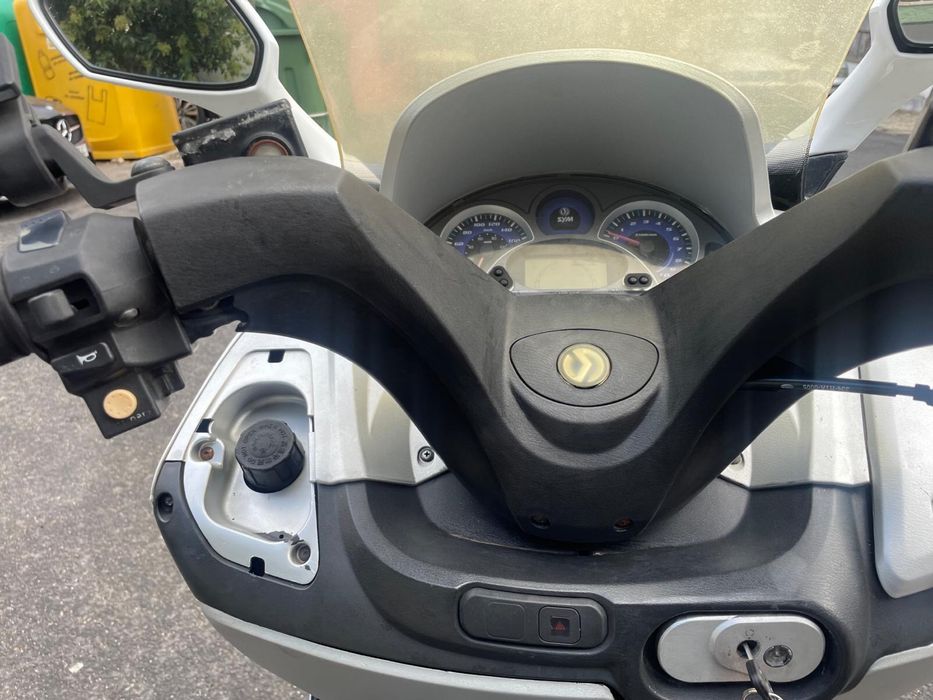 SYM GTS 125 motor gripado