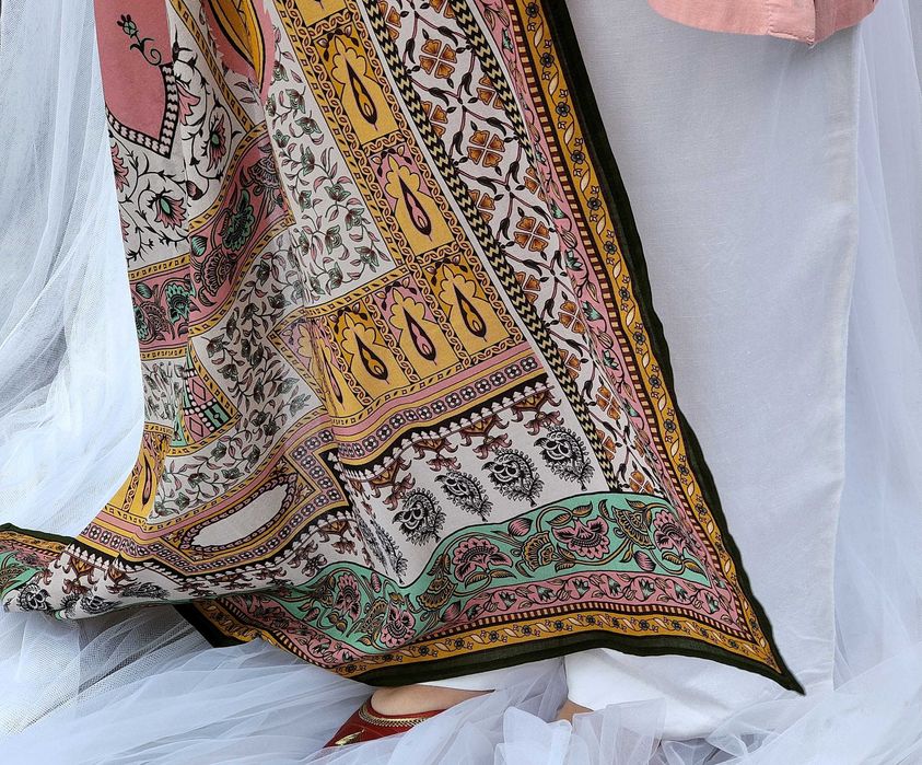 Duża chusta szal dupatta różowa bawełna wzór orient hidżab hijab pareo