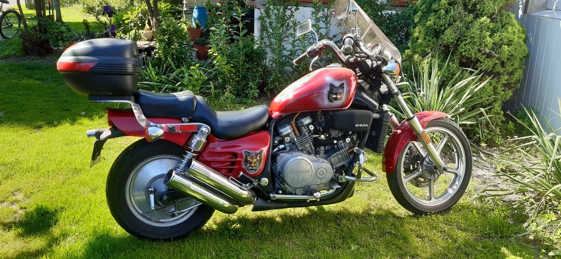 Honda magna VF 700 C, chopper