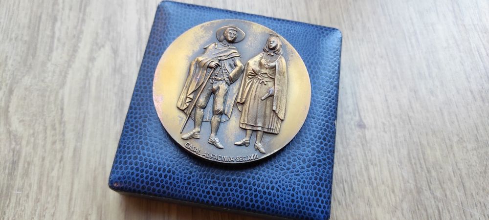 Medalha páteo alfacinha