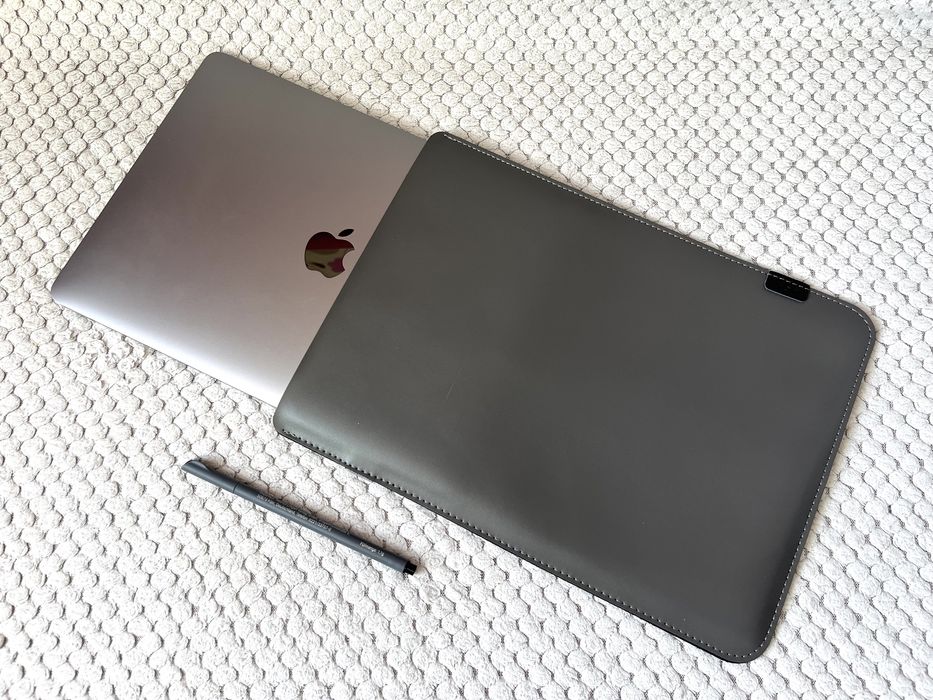 Чохол для Macbook Air 13