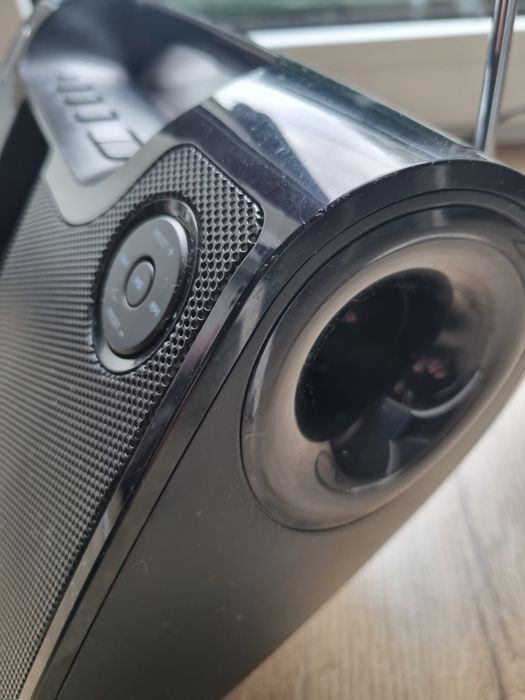 Radioodtwarzacz, zestaw audiowizualny ze stacją wizualną Philips dc185