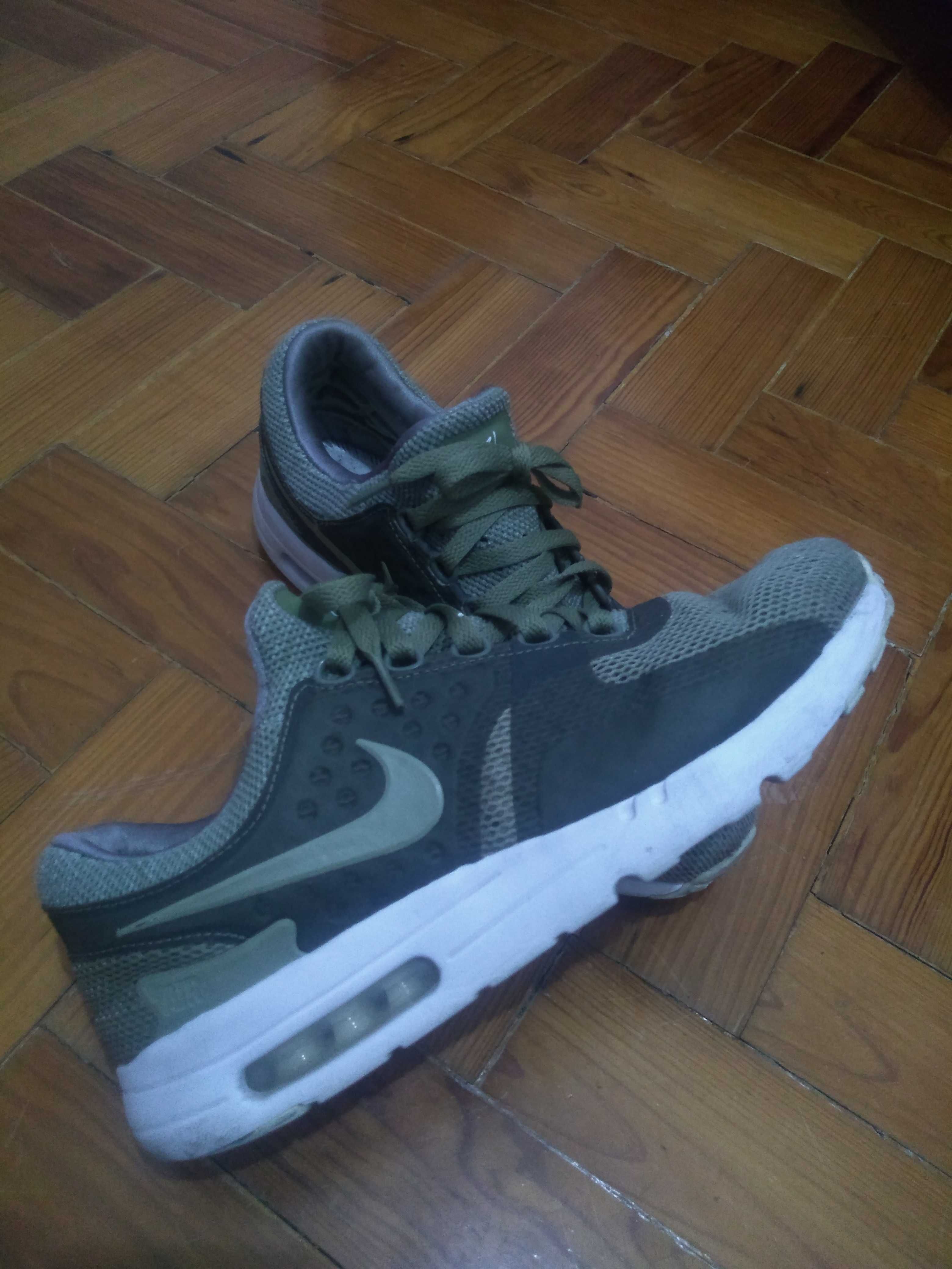 Tênis Airmax em boas condições