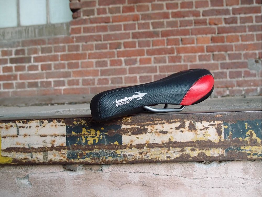 Vintage Downhill Freeride Siodlo SDG Grand Prix USA SQLab