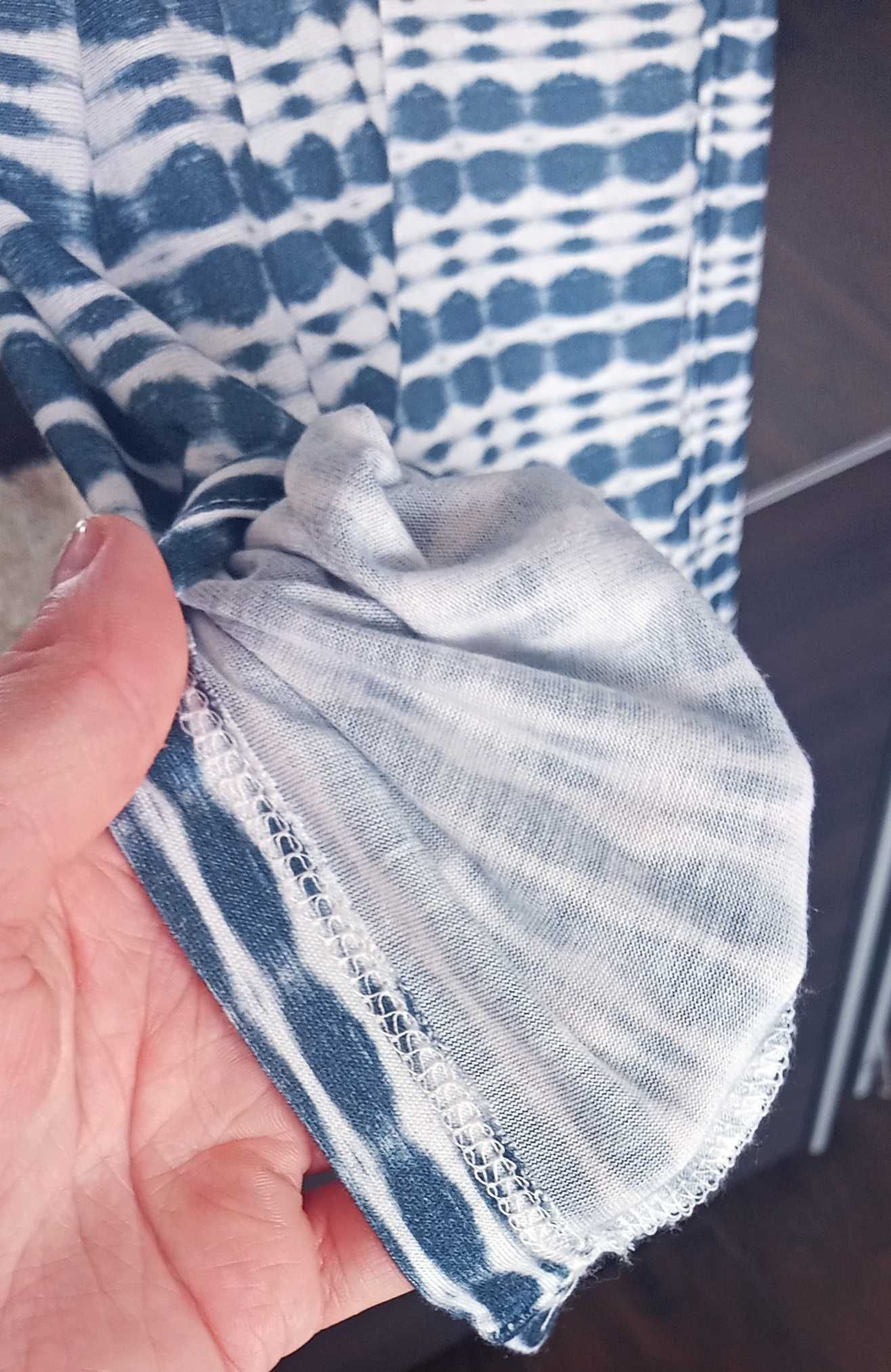 Letnia sukienka w kolorze Gołąbkowo Niebieskim