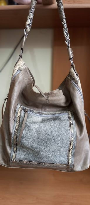 Продам женскую кожаную сумку