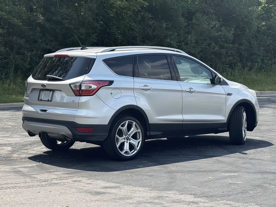 Ford Escape Titanium      2018
