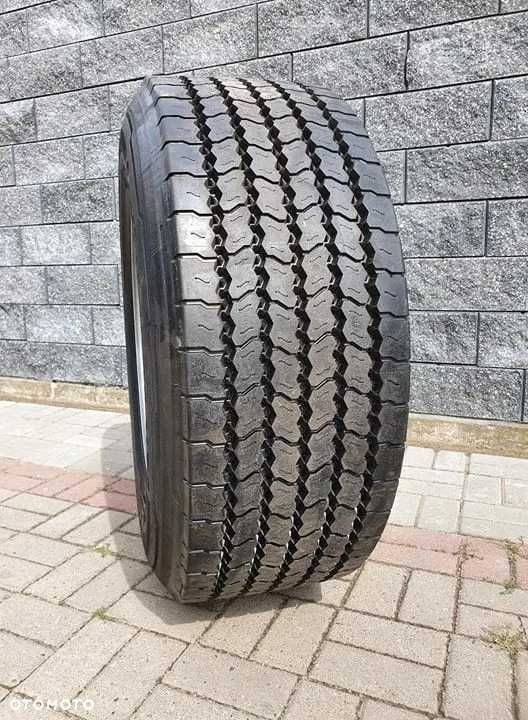 Opona zimowa 385/55R22,5 CONTINENTAL Contitread HTW2 SCANDINAVIA