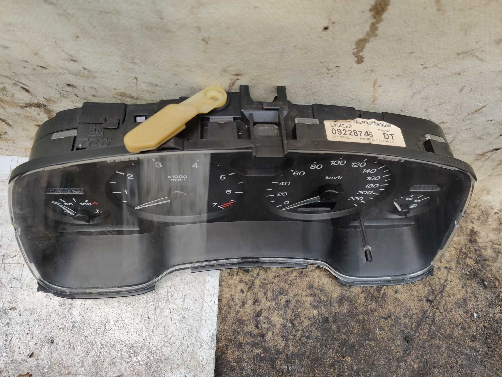 Opel Astra G II 1.6 8V Zestaw Startowy Komputer Licznik Stacyjka Pętla