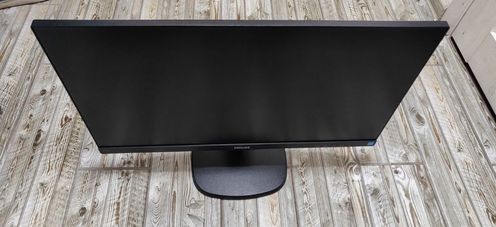 Монітор Philips 240/243 V