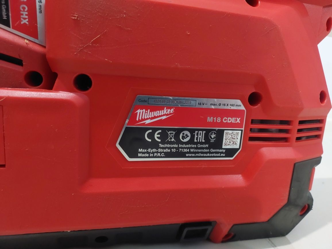 Акумуляторний перфоратор Milwaukee M18 CHX FUEL з пилососом