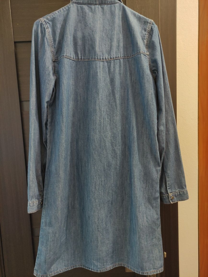Джинсове плаття-сорочка
