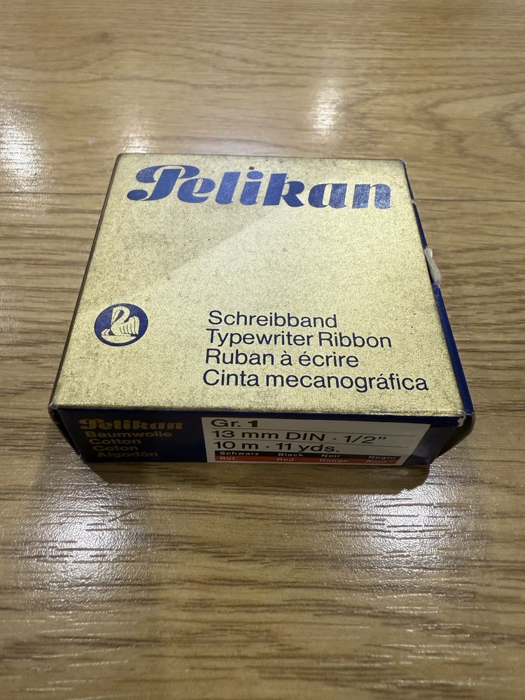 Fita Pelikan vintage maquina escrever