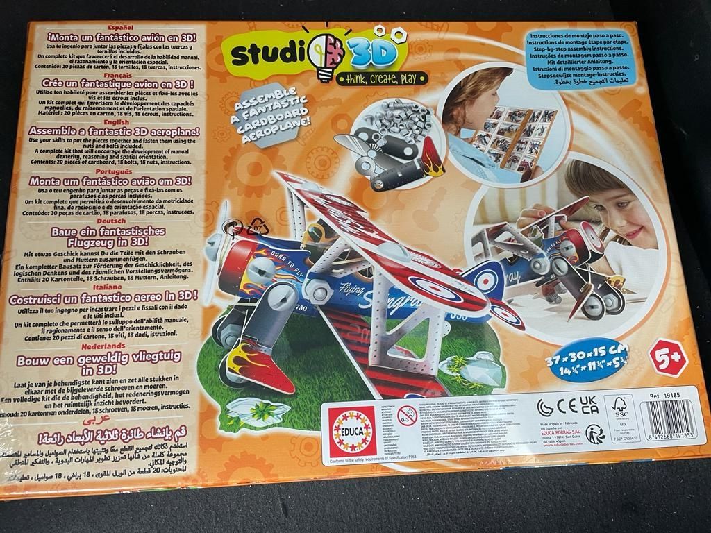 Jogo de construção ainda selado