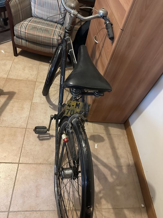 Bicicleta antiga para decoração