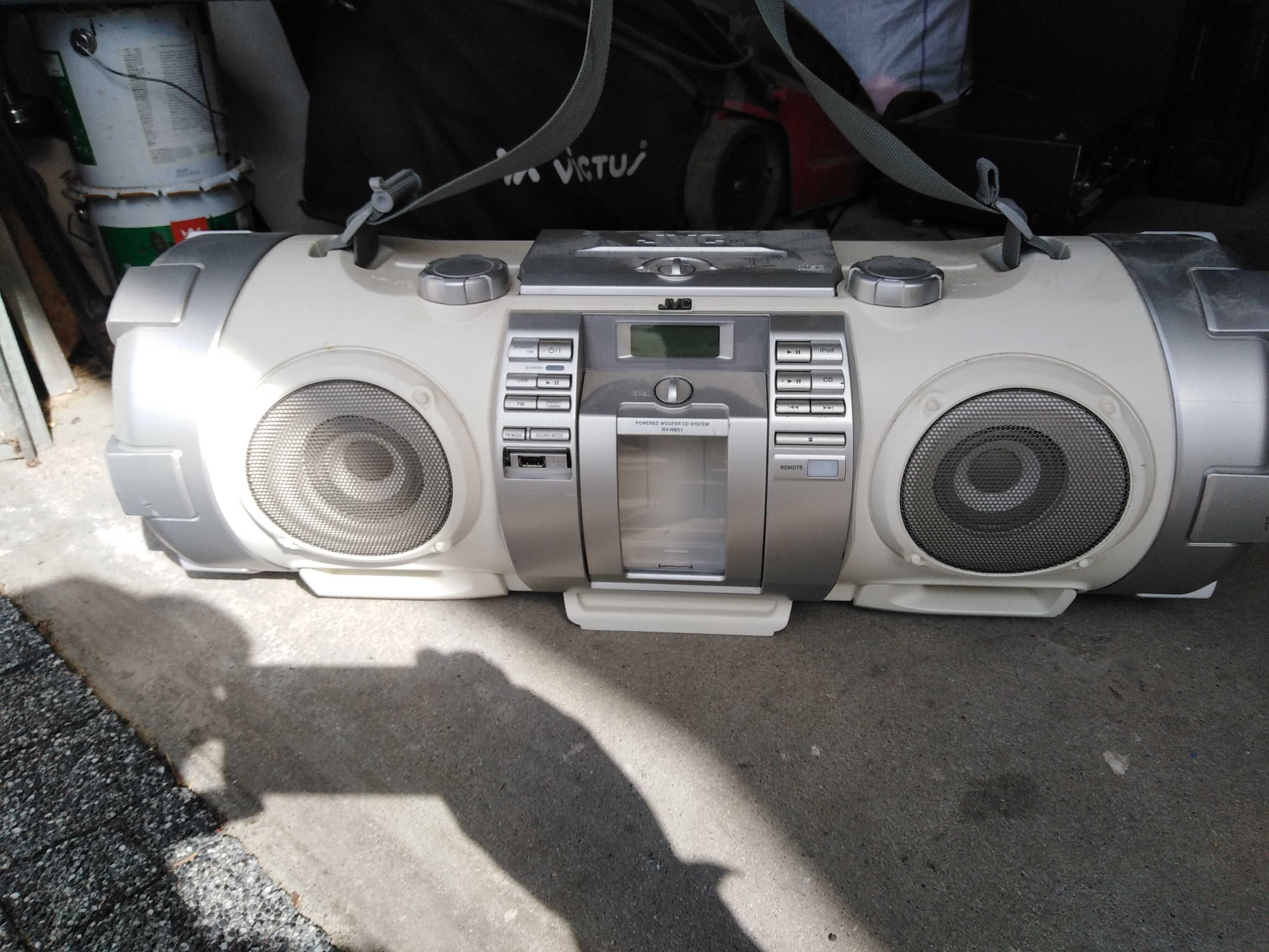 boombox JVC RV-NB 51W