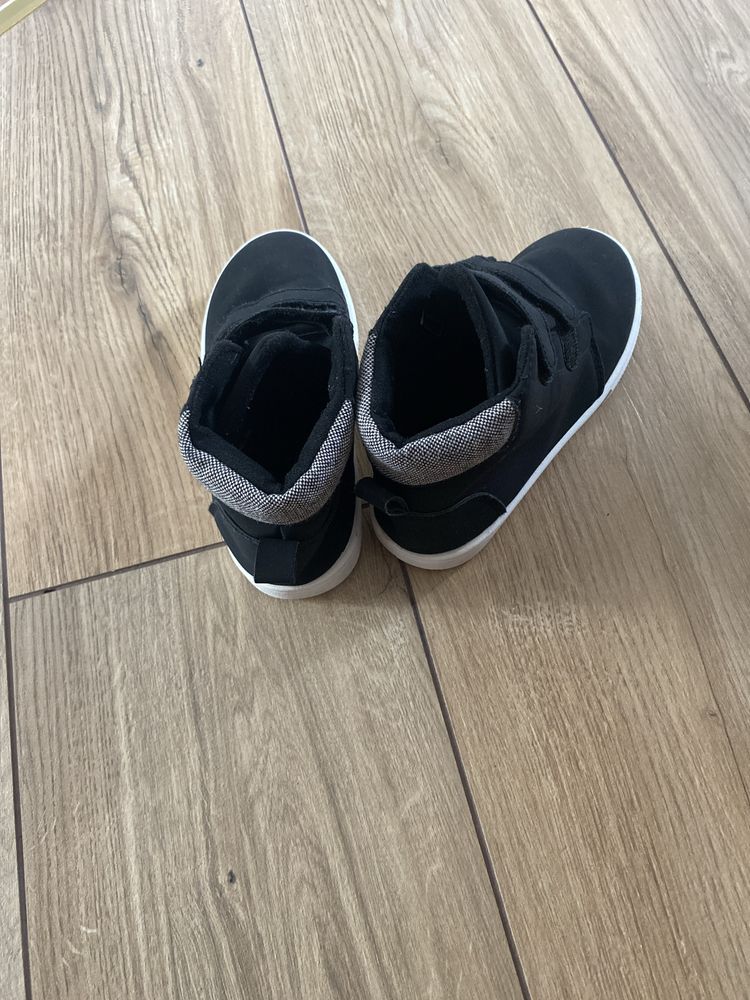 Buty adidasy chlopiece.