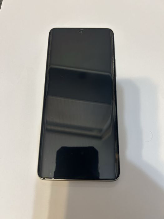 Xiaomi Redmi Note 13 Pro+