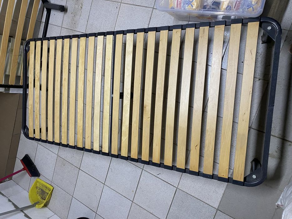 Каркас для ліжка