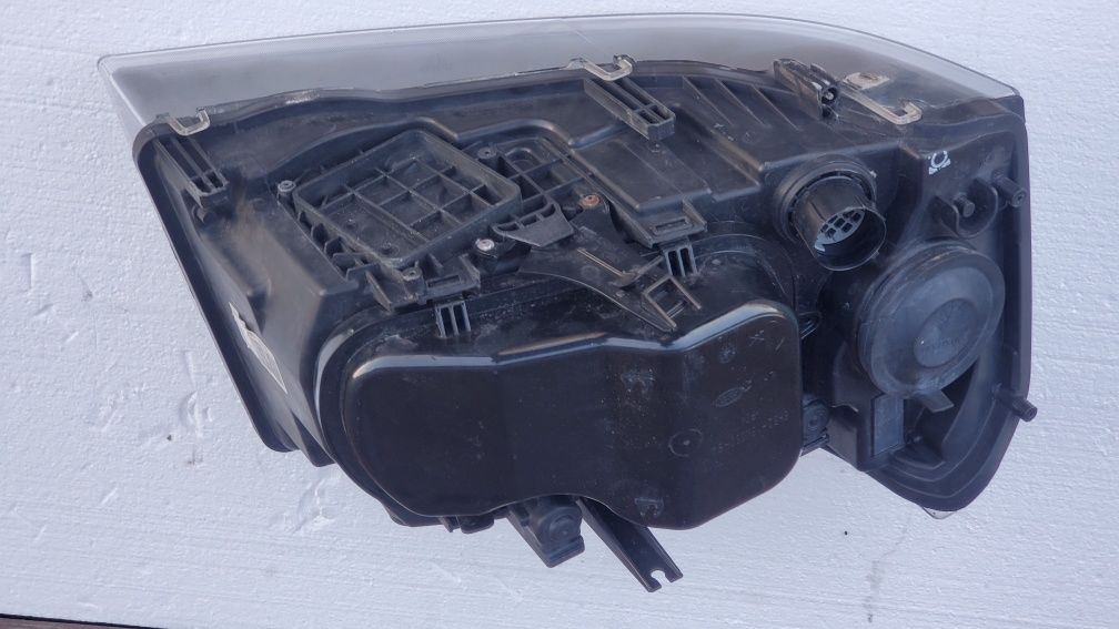 Фара ліва Land Rover Freelander II. L359. 2007-2014р.  Оригінал б.у.