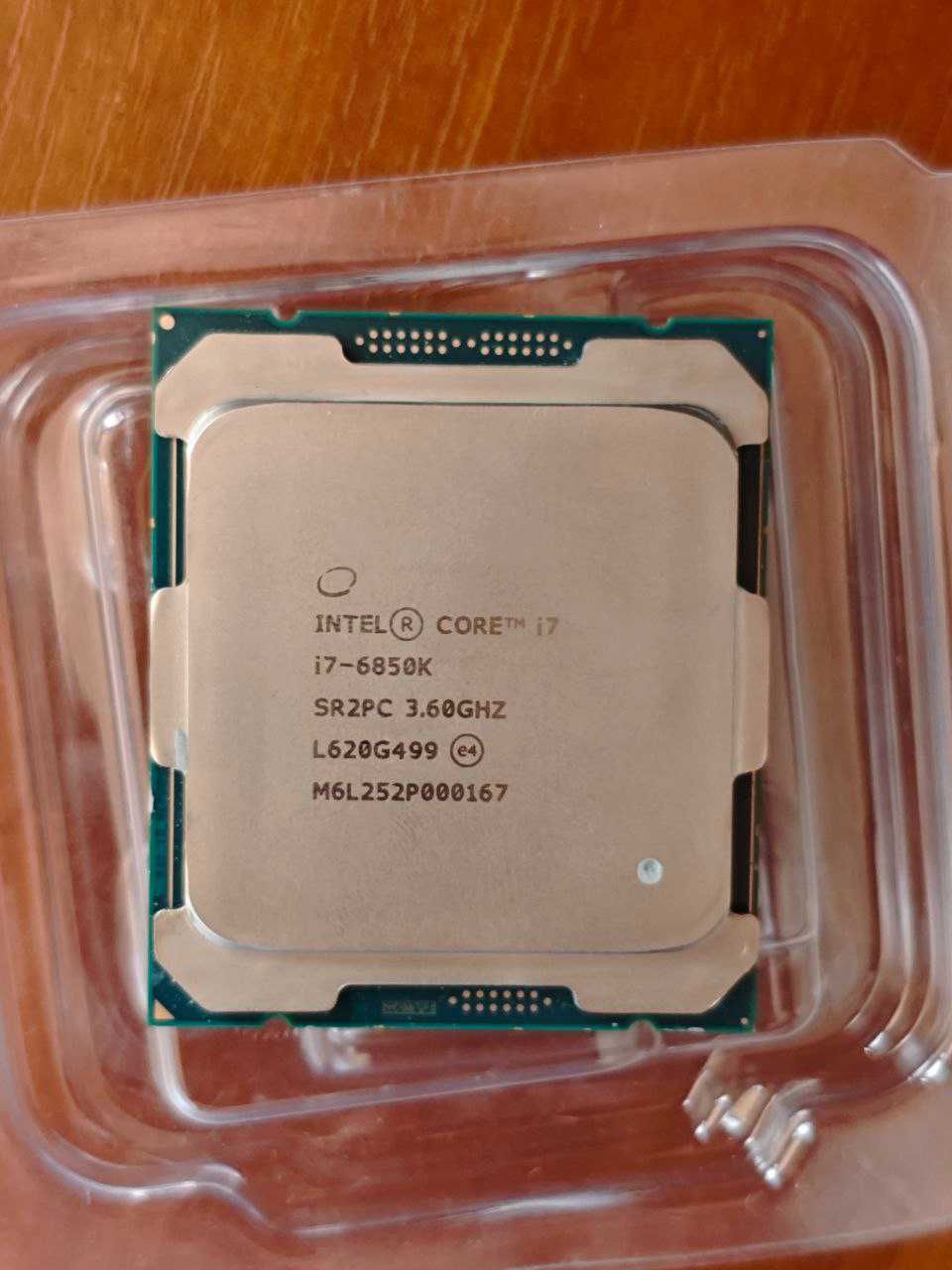 Intel Core i7-6850k socket 2011 3.6GHz 15MB L3 SR2PC