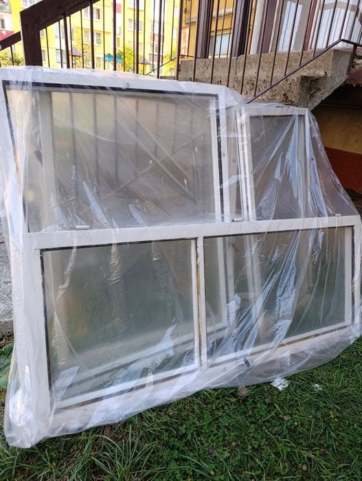 Вікна,  рама,  двері скляні