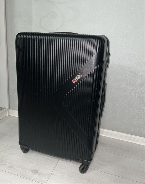 Валіза! Розмір найбільший L