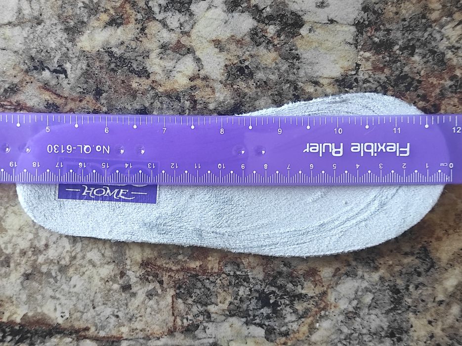 Тапки DAGO для дівчинки 30/31 нові