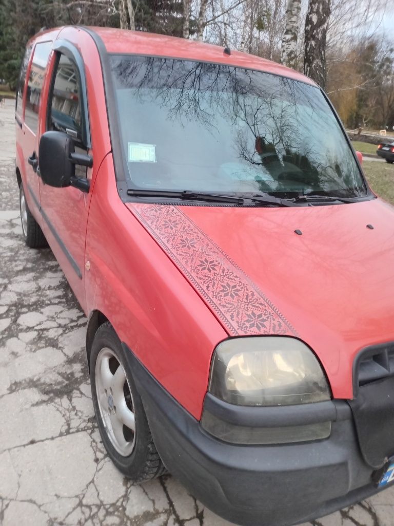 Fiat dobro 2004 ЧЕРВОНИЙ