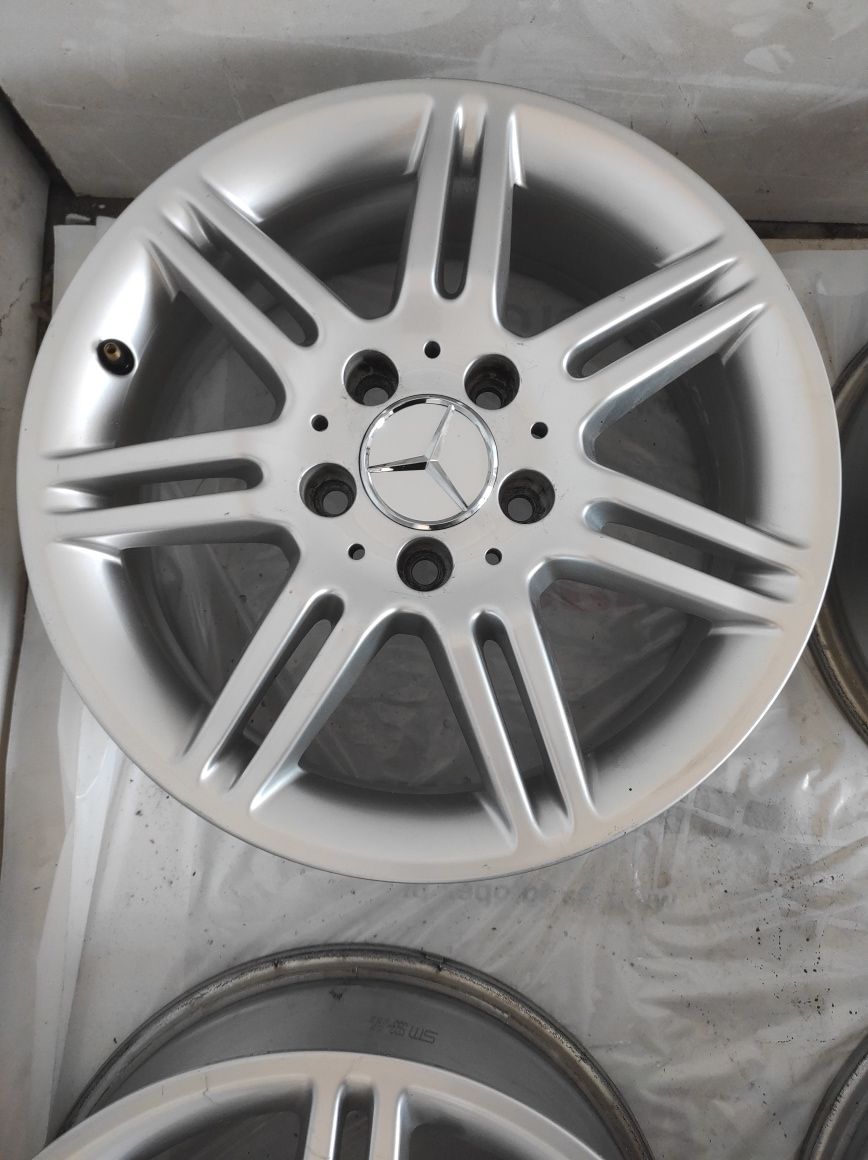 125 Felgi aluminiowe ORYGINAŁ MERCEDES R 16 5x112 otwór 66,6 Ładne