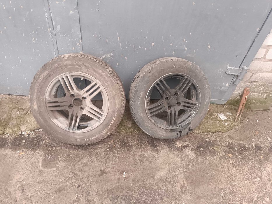 Продам 2диска отверстие 4 на 100