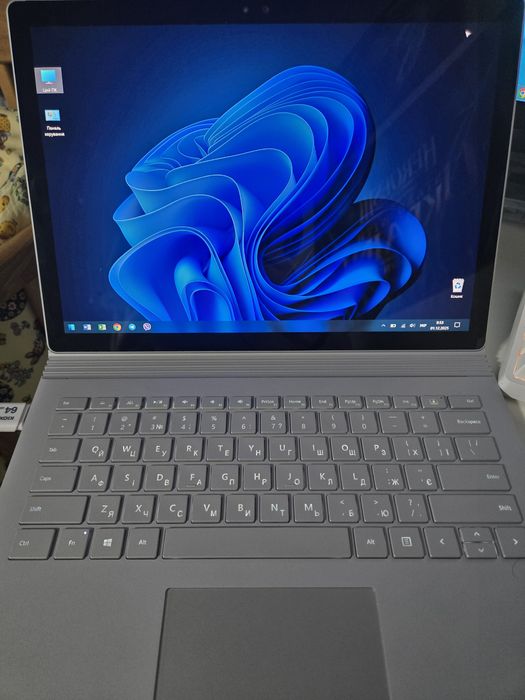 Ноутбук-планшет Microsoft surface book, ідеальний стан, вражаючий 2K