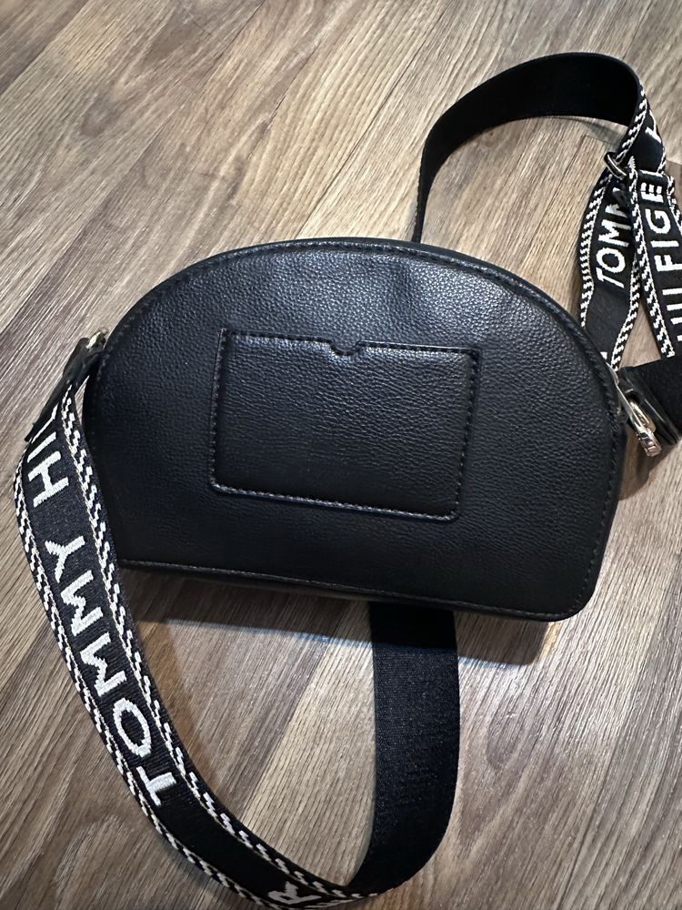 Сумка tommy hilfiger