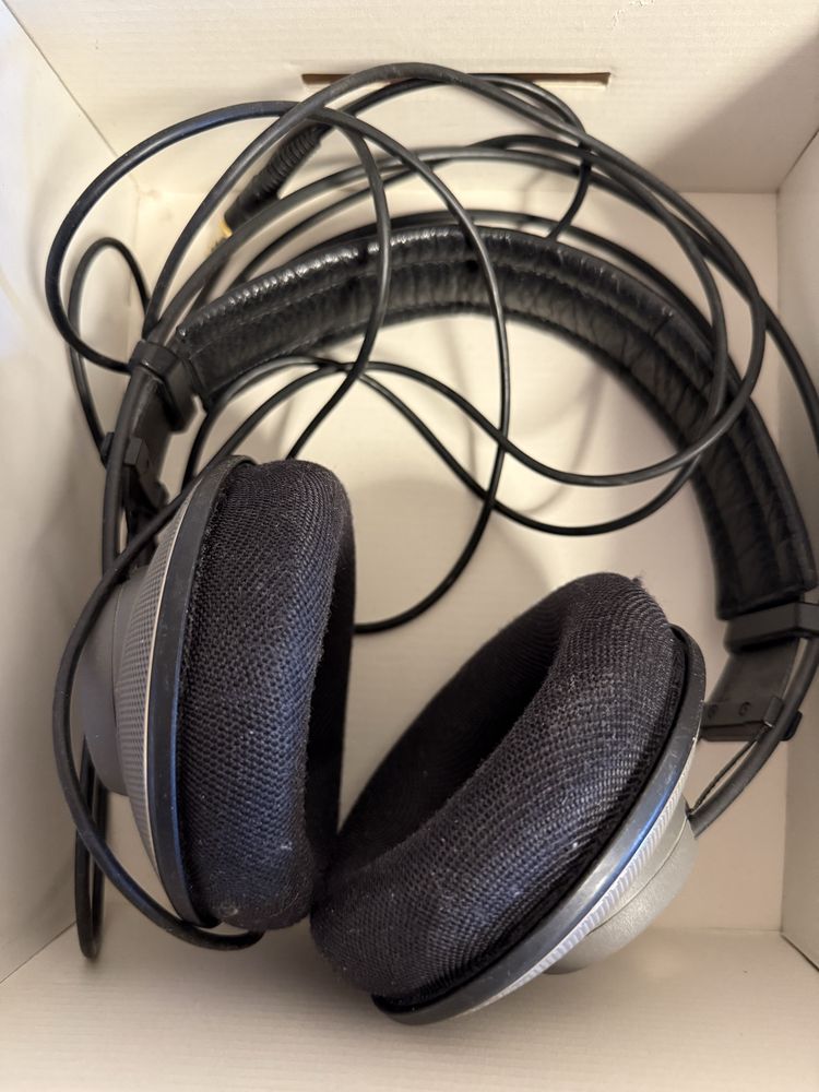 Навушники hi-fi AKG K-501 дротові