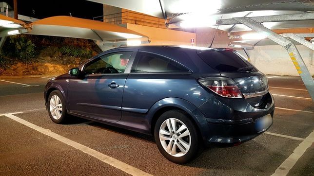 Opel Astra GTC 1.3