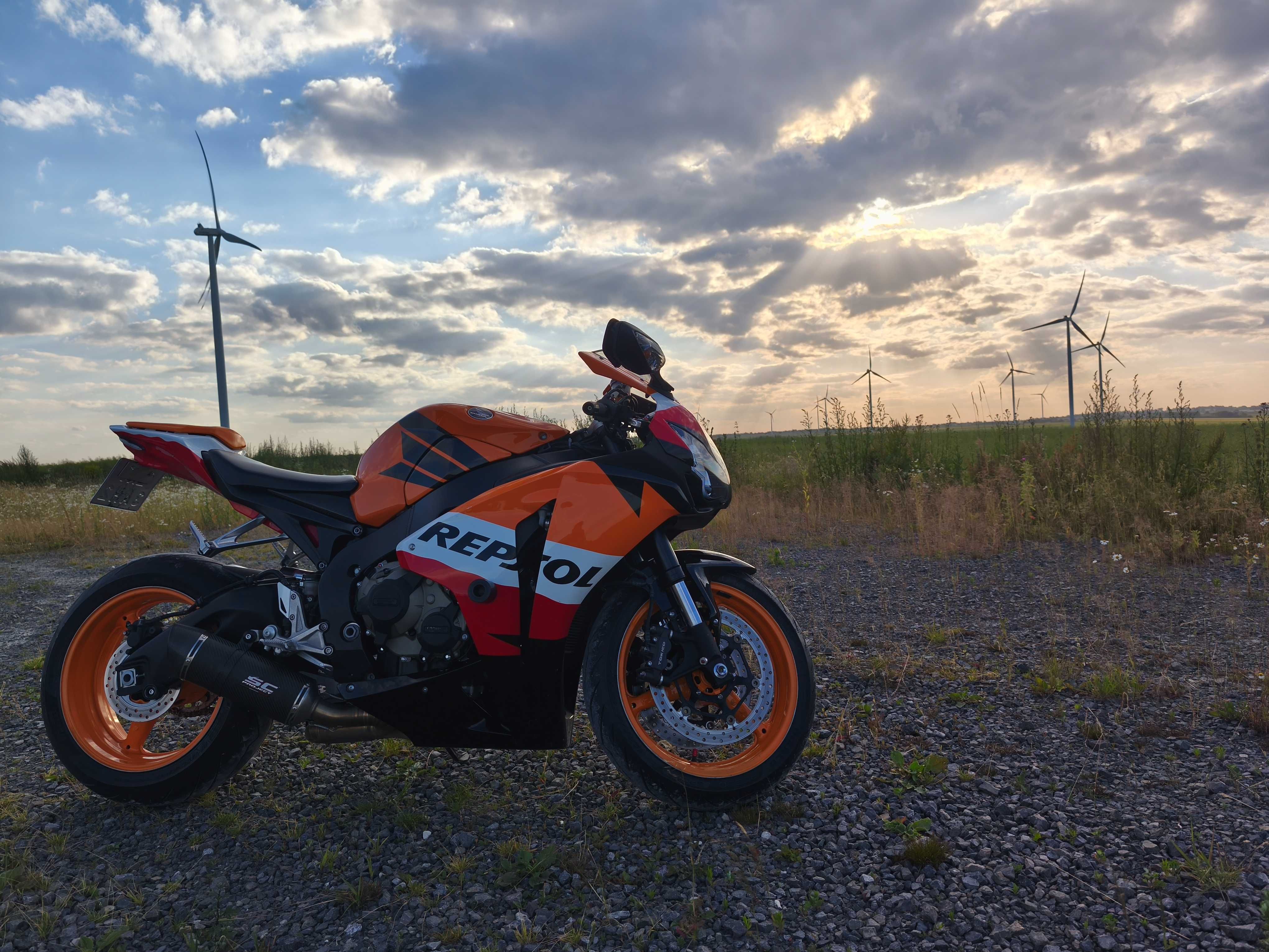 Honda CBR 1000RR sc59. SC Project, Carbon. Bez wkładu.