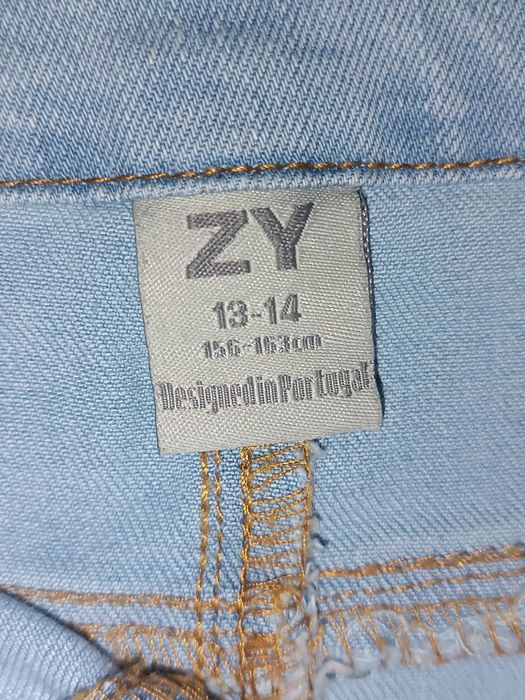 Saias de menina novas 13/14 anos