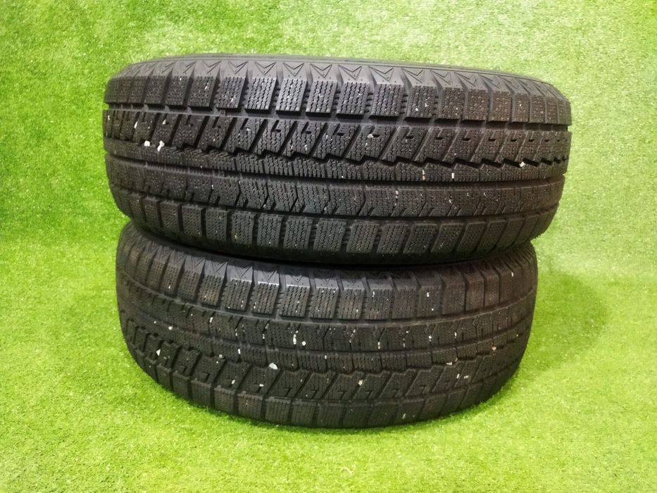 235/60 R18 Шини Зимові резина MaxTrek Trek M7