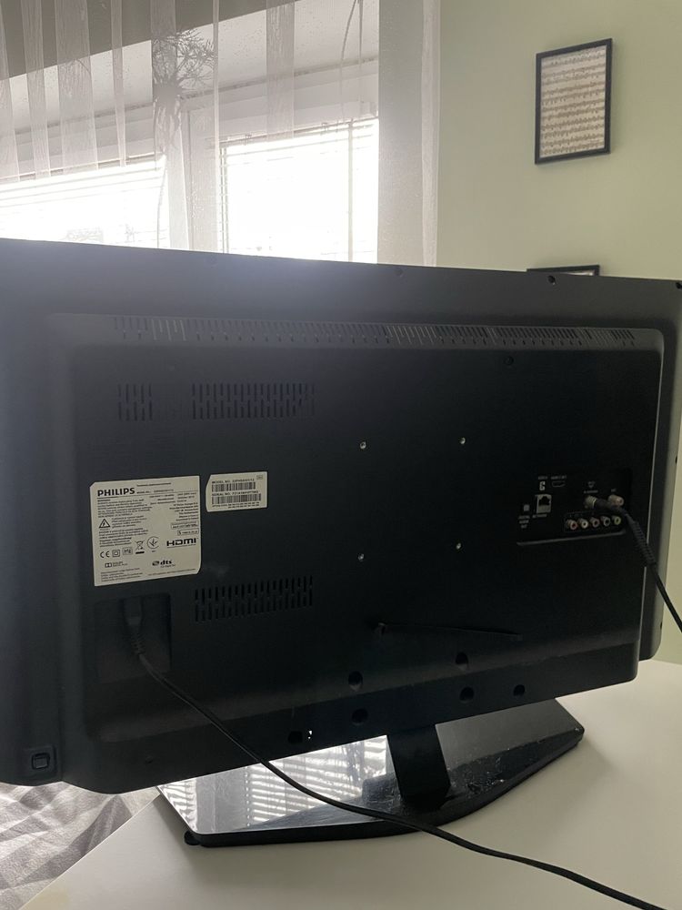 telewizor TV philips 32 cale model 32PHS5301/12 rok 2016