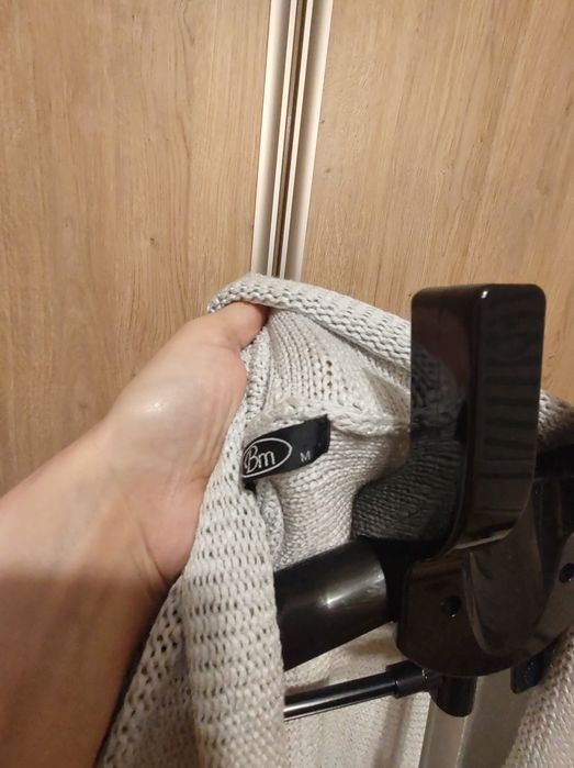 Sweter damski rozpinany