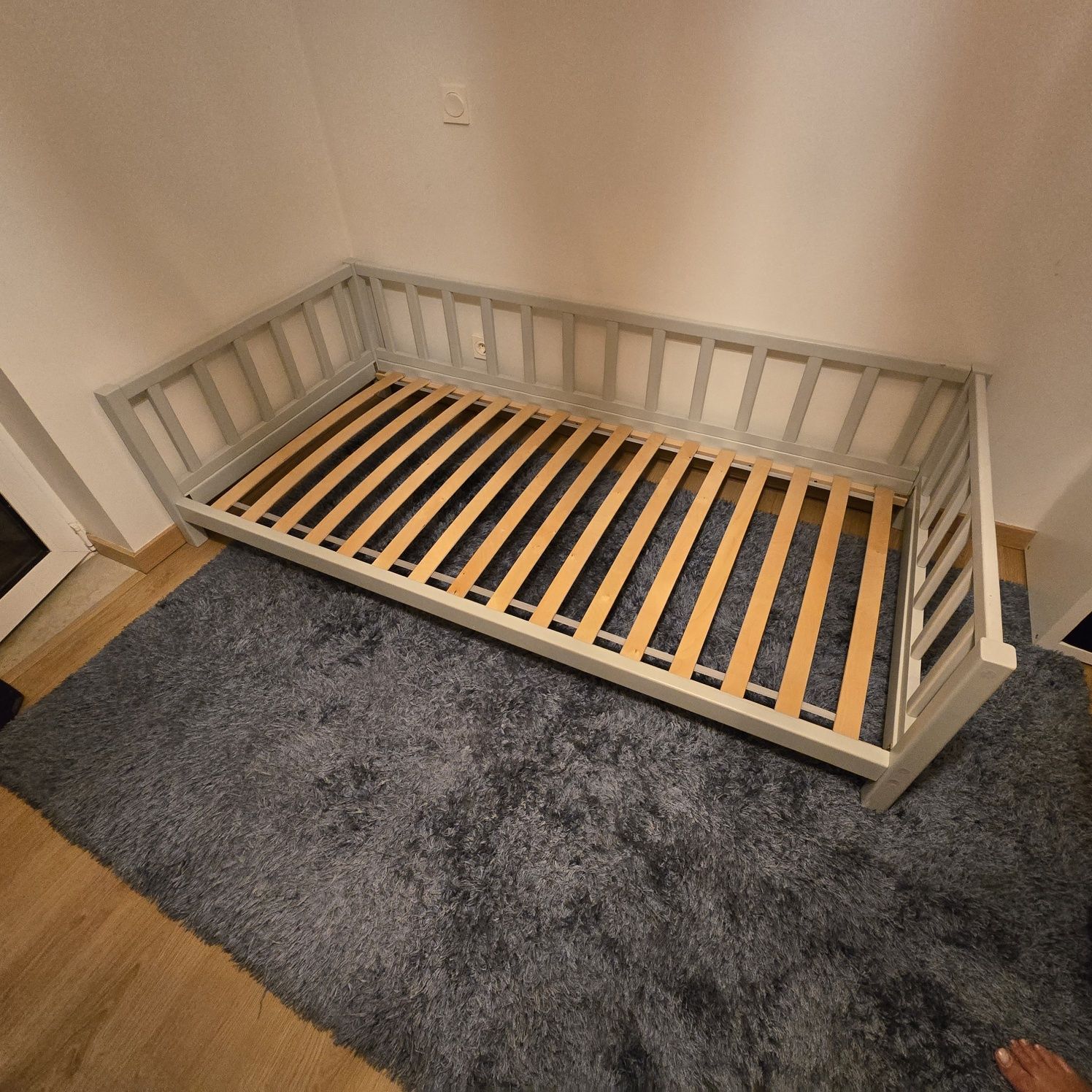 Vendo cama solteiro
